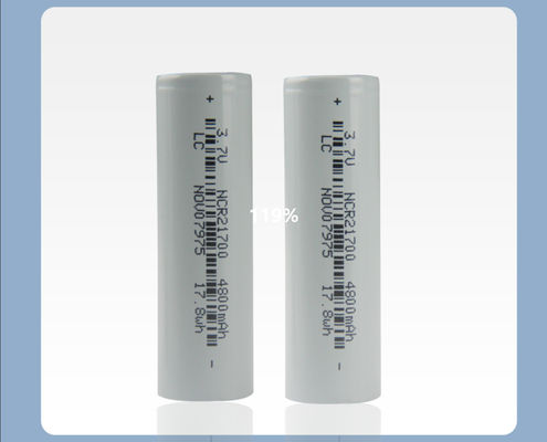qualité  21*70mm Rechargeable Flashlight Battery 21700 3.7 V Li Ion Battery 4800mah usine