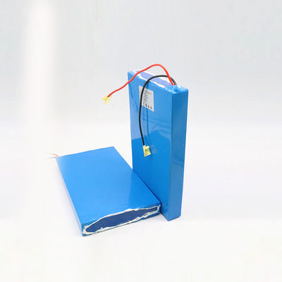 32700 vie de calendrier de paquet de batterie au lithium de 4S8P 12.8V 30Ah Lifepo4 l'excellente