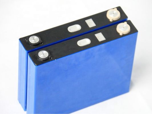 Cycle profond de batterie du lithium LiFePO4 de MSDS 3.2V 202Ah pour le paquet à énergie solaire